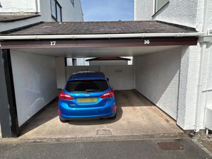 Photo 16- click for photo gallery